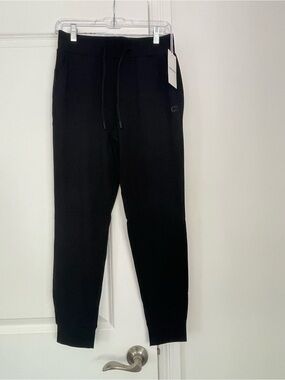 NWT Cozy Earth Women’s Bamboo Ultra-Soft Jogger Size Small